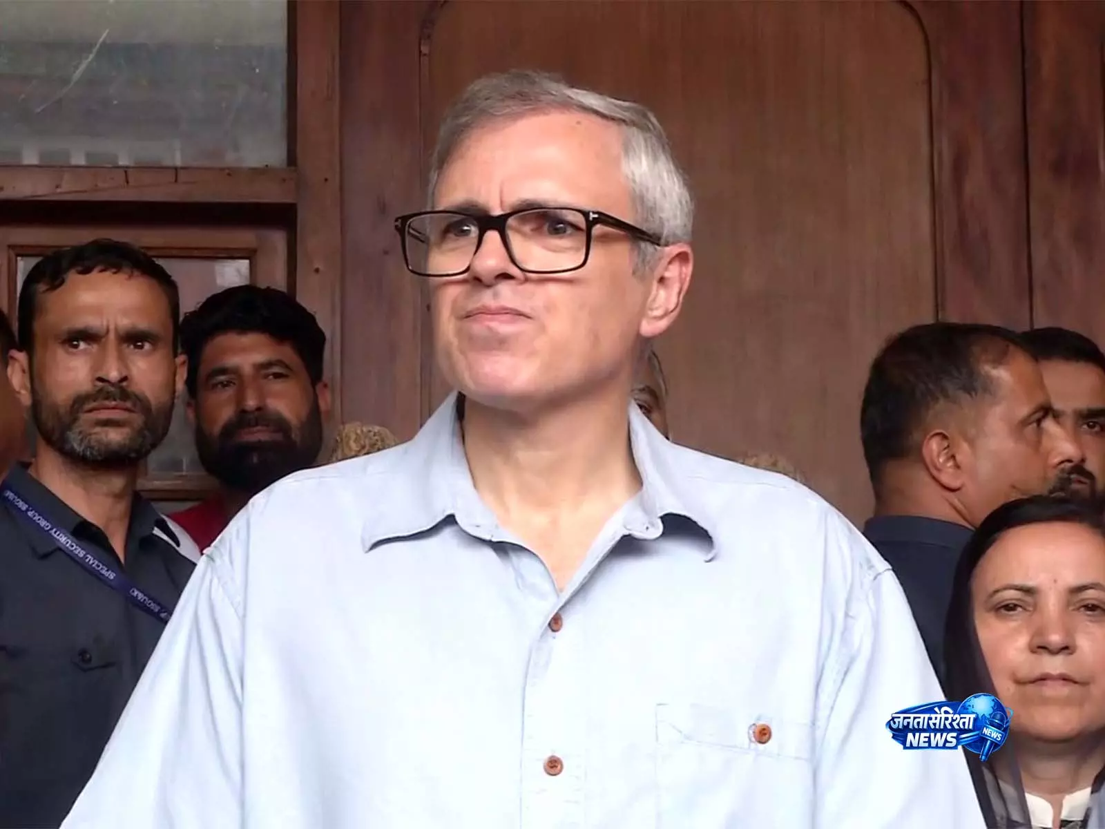 मानहानि नोटिस पर भड़के उमर अब्दुल्ला, BJP को दिया करारा जवाब मानहानि नोटिस पर भड़के उमर अब्दुल्ला, BJP को दिया करारा जवाब