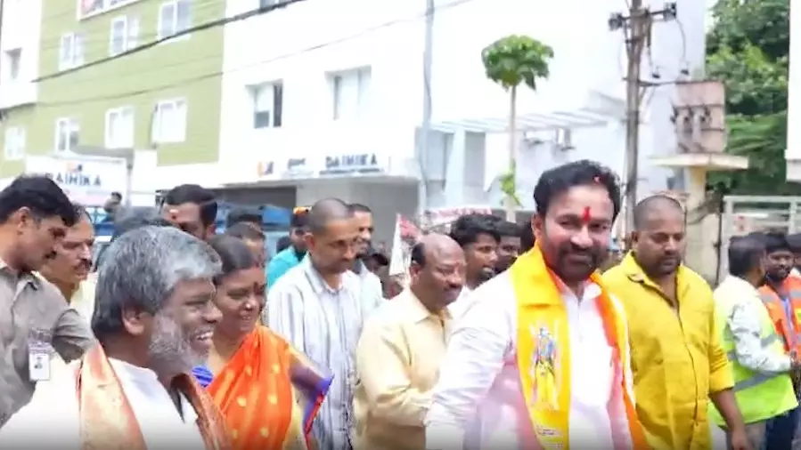 Telangana भाजपा नेताओं ने सिंगारेनी भरोसा यात्रा शुरू की Telangana भाजपा नेताओं ने सिंगारेनी भरोसा यात्रा शुरू की
