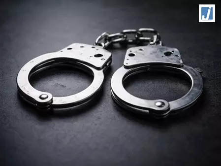 दिल्ली : लगातार तलाशी अभियान के बाद कनॉट प्लेस पुलिस ने फरार अपराधी को दबोचा दिल्ली : लगातार तलाशी अभियान के बाद कनॉट प्लेस पुलिस ने फरार अपराधी को दबोचा