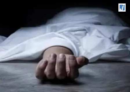 सड़क किनारे जहर खाने से नवविवाहिता महिला की मौत सड़क किनारे जहर खाने से नवविवाहिता महिला की मौत