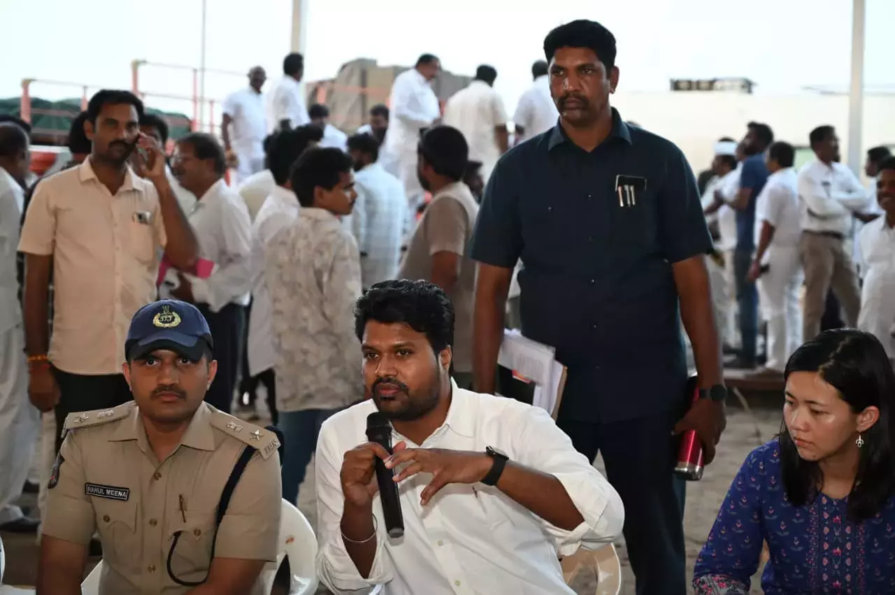 Andhra: अधिकारियों को नहर सुरक्षा परियोजना के काम में तेज़ी लाने के निर्देश दिए गए