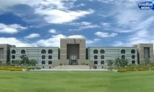 अहमदाबाद सीरियल ब्लास्ट केस: गुजरात HC ने 38 दोषियों की फांसी की सजा बरकरार रखी अहमदाबाद सीरियल ब्लास्ट केस: गुजरात HC ने 38 दोषियों की फांसी की सजा बरकरार रखी
