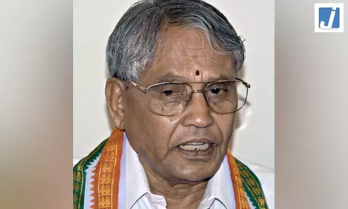 भाजपा नेता और कर्नाटक के पूर्व मंत्री रामंचंद्र गौड़ा का निधन, केंद्रीय मंत्रियों समेत कई नेताओं ने जताया शोक भाजपा नेता और कर्नाटक के पूर्व मंत्री रामंचंद्र गौड़ा का निधन, केंद्रीय मंत्रियों समेत कई नेताओं ने जताया शोक