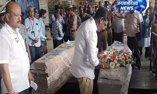 वियतनाम नाव त्रासदी: तीन तेलुगु पर्यटकों के शव हैदराबाद हवाई अड्डे पर पहुंचे