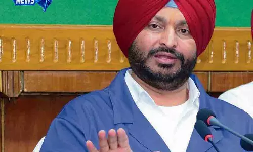 Punjab में सतलुज मुद्दे पर सियासी घमासान तेज Punjab में सतलुज मुद्दे पर सियासी घमासान तेज