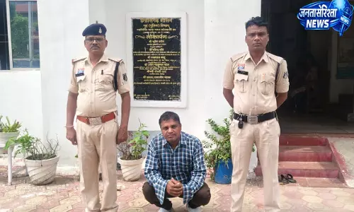 फर्जी अंकसूची से डाकपाल की नौकरी दिलाने वाला मास्टरमाइंड गिरफ्तार फर्जी अंकसूची से डाकपाल की नौकरी दिलाने वाला मास्टरमाइंड गिरफ्तार