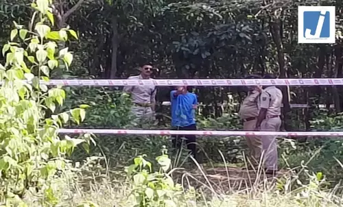महिला ने अपने दो बच्चों को जहर देकर मार डाला, फिर की आत्महत्या महिला ने अपने दो बच्चों को जहर देकर मार डाला, फिर की आत्महत्या