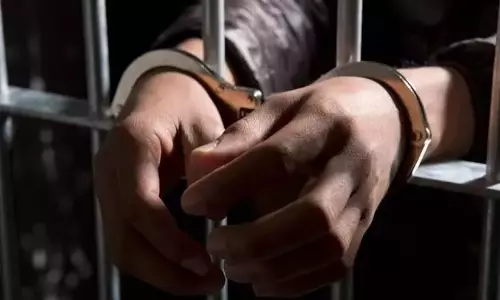 Kerala : नकली दस्तावेजों के साथ अलप्पुझा पहुंची श्रीलंकाई महिला गिरफ्तार Kerala : नकली दस्तावेजों के साथ अलप्पुझा पहुंची श्रीलंकाई महिला गिरफ्तार