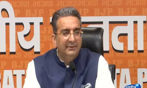 IB अधिकारी हत्या केस: BJP ने केजरीवाल पर साधा निशाना IB अधिकारी हत्या केस: BJP ने केजरीवाल पर साधा निशाना