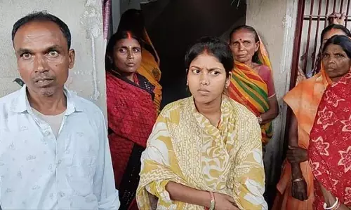 कोडरमा में अजीब मामला, बोली- 4 साल से है प्रेम संबंध कोडरमा में अजीब मामला, बोली- 4 साल से है प्रेम संबंध