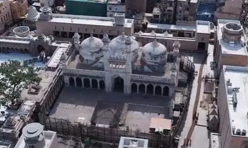 ज्ञानवापी मामले में सुलह की कोशिश नाकाम, कानूनी लड़ाई जारी ज्ञानवापी मामले में सुलह की कोशिश नाकाम, कानूनी लड़ाई जारी