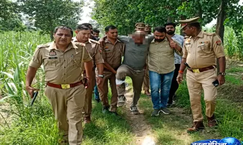 NH-58 पर पुलिस-बदमाश मुठभेड़, चोरी की स्कूटी संग गैंगस्टर दबोचा NH-58 पर पुलिस-बदमाश मुठभेड़, चोरी की स्कूटी संग गैंगस्टर दबोचा