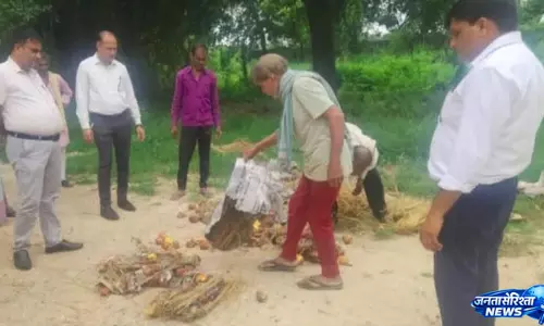 मिलावट पर बड़ी कार्रवाई, 2859 किलो खाद्य सामग्री नष्ट मिलावट पर बड़ी कार्रवाई, 2859 किलो खाद्य सामग्री नष्ट