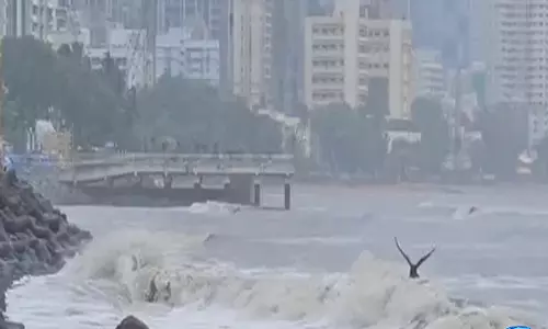 Sea में उठेंगी ऊंची लहरें, मुंबई में 18 जुलाई तक हाई टाइड की चेतावनी Sea में उठेंगी ऊंची लहरें, मुंबई में 18 जुलाई तक हाई टाइड की चेतावनी