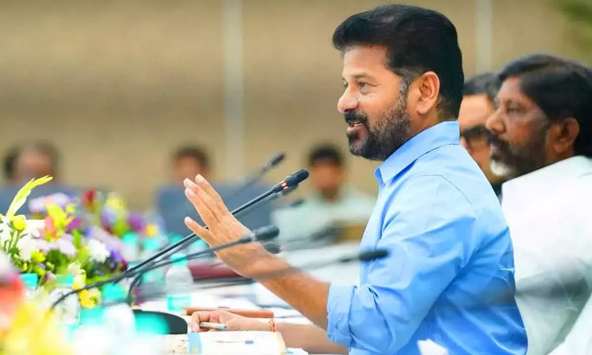 बीजेपी सांसद सीएम रेवंत की सर्वदलीय बैठक में शामिल हुए; बीआरएस और AIMIM सांसद दूर रहे! बीजेपी सांसद सीएम रेवंत की सर्वदलीय बैठक में शामिल हुए; बीआरएस और AIMIM सांसद दूर रहे!