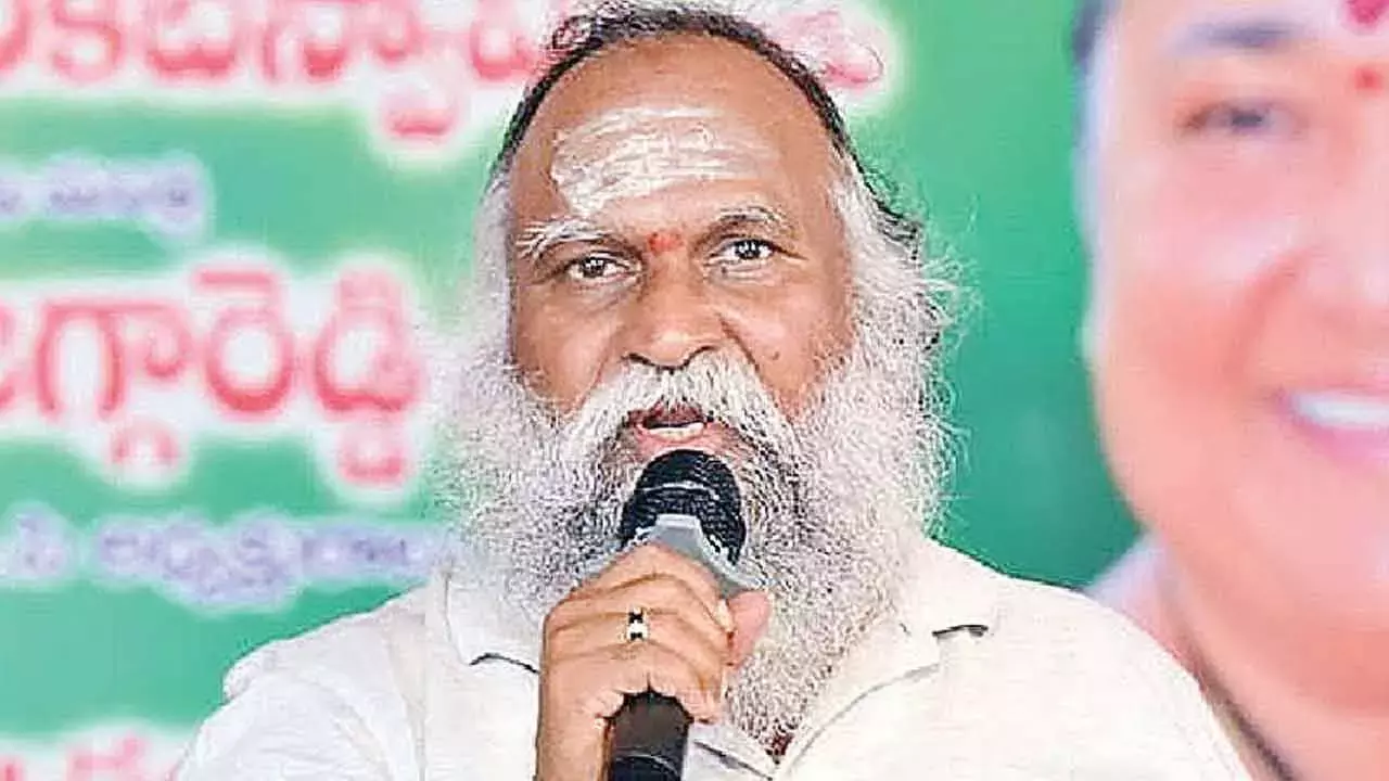 केंद्रीय मंत्री के तौर पर बंदी संजय को कामकाज चलाने की कोई समझ नहीं है: जग्गा रेड्डी केंद्रीय मंत्री के तौर पर बंदी संजय को कामकाज चलाने की कोई समझ नहीं है: जग्गा रेड्डी