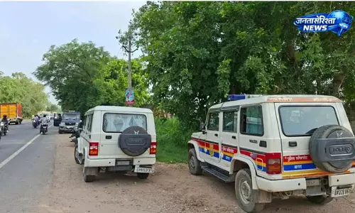आगरा में सराफा कारोबारी से दिनदहाड़े 40 लाख की लूट
