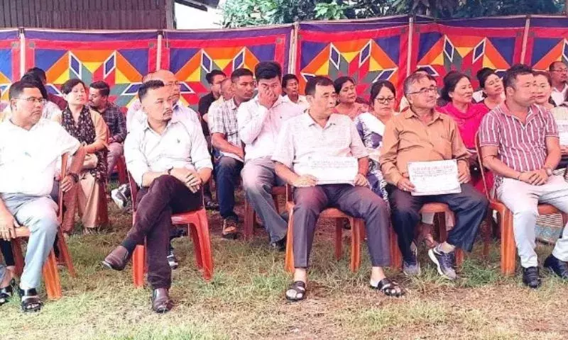 DA-DR के लिए मणिपुर के सरकारी कर्मचारियों का हल्लाबोल, विरोध प्रदर्शन हुआ उग्र DA-DR के लिए मणिपुर के सरकारी कर्मचारियों का हल्लाबोल, विरोध प्रदर्शन हुआ उग्र
