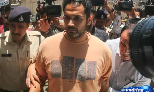 CBIs की दलील के बाद कोर्ट का फैसला, ट्विशा शर्मा मामले में दोनों आरोपियों की हिरासत बढ़ी CBIs की दलील के बाद कोर्ट का फैसला, ट्विशा शर्मा मामले में दोनों आरोपियों की हिरासत बढ़ी