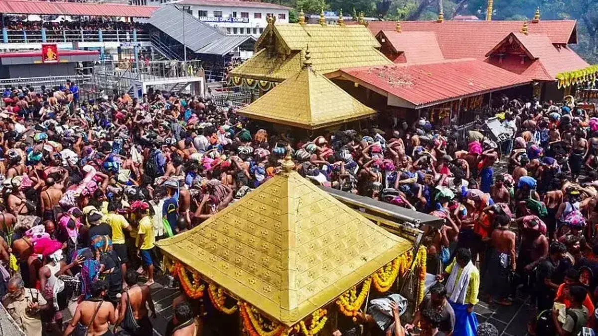 Kerala: सबरीमाला में AI कैमरे ग्रुप से भटके भक्तों को ढूंढने में मदद करेंगे