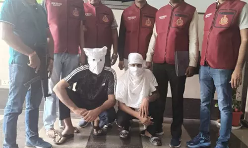 गोल्डी बराड़-लिपिन नेहरा गैंग के दो गुर्गे गिरफ्तार, भारी मात्रा में हथियार बरामद