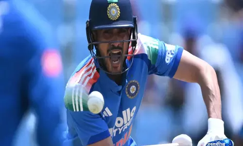 India vs England: 258 रन के लक्ष्य का पीछा करने उतरेगी टीम इंडिया India vs England: 258 रन के लक्ष्य का पीछा करने उतरेगी टीम इंडिया