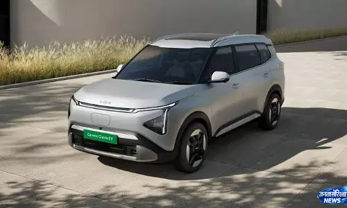 Petrol models का दबदबा, Kia Carens ने हासिल की बड़ी बिक्री उपलब्धि Petrol models का दबदबा, Kia Carens ने हासिल की बड़ी बिक्री उपलब्धि