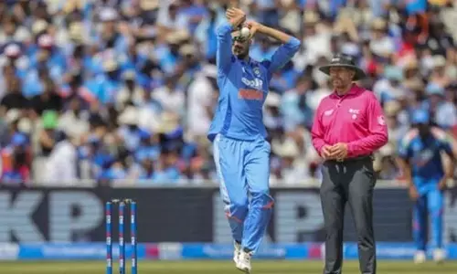 IND vs ENG: अक्षर पटेल ने किया वो कारनामा जो पहले सिर्फ एक भारतीय ने किया IND vs ENG: अक्षर पटेल ने किया वो कारनामा जो पहले सिर्फ एक भारतीय ने किया