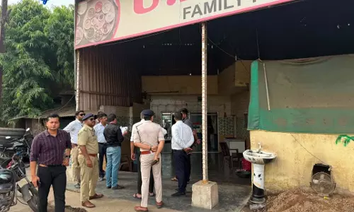 सड़क सुरक्षा नियमों के उल्लंघन पर जिला प्रशासन की बड़ी कार्रवाई सड़क सुरक्षा नियमों के उल्लंघन पर जिला प्रशासन की बड़ी कार्रवाई