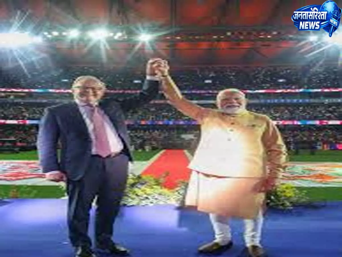 पीएम मोदी के कार्यक्रम के संचालकों का बड़ा बयान, राहुल और खड़गे से माफी की मांग पीएम मोदी के कार्यक्रम के संचालकों का बड़ा बयान, राहुल और खड़गे से माफी की मांग