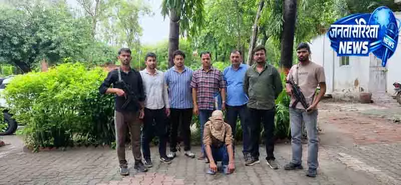 Delhi कारोबारी को धमकी देने के मामले में नाबालिग गिरफ्तार Delhi कारोबारी को धमकी देने के मामले में नाबालिग गिरफ्तार