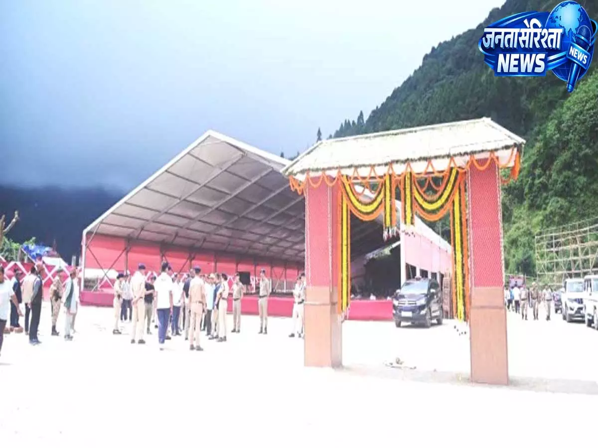 राष्ट्रीय स्तर के भानु जयंती समारोह के लिए सजा सोरेंग, सांस्कृतिक कार्यक्रमों की तैयारी पूरी राष्ट्रीय स्तर के भानु जयंती समारोह के लिए सजा सोरेंग, सांस्कृतिक कार्यक्रमों की तैयारी पूरी