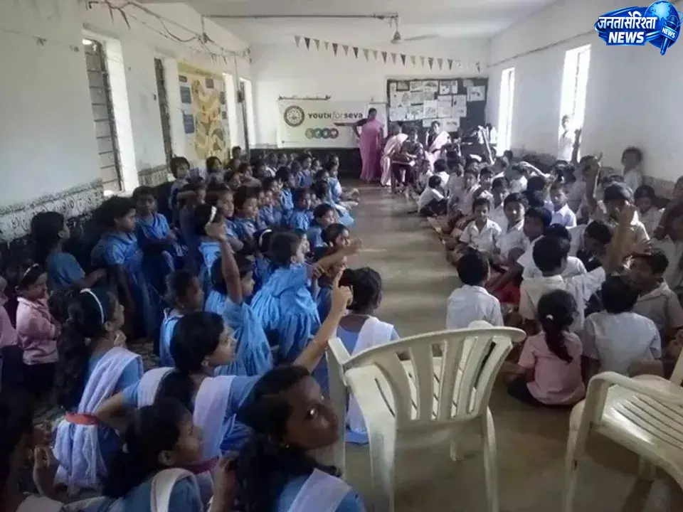 भद्रक में बारिश का असर, सभी स्कूल बंद, IMD ने जारी किया भारी बारिश अलर्ट भद्रक में बारिश का असर, सभी स्कूल बंद, IMD ने जारी किया भारी बारिश अलर्ट