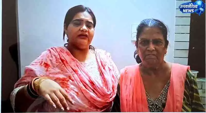 Phagwara में डकैती के बाद पुलिस पर लापरवाही का आरोप Phagwara में डकैती के बाद पुलिस पर लापरवाही का आरोप