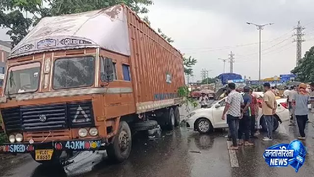 Bhadrak: खड़े ट्रक से टकराई कार, एक की मौत, दूसरा गंभीर घायल Bhadrak: खड़े ट्रक से टकराई कार, एक की मौत, दूसरा गंभीर घायल