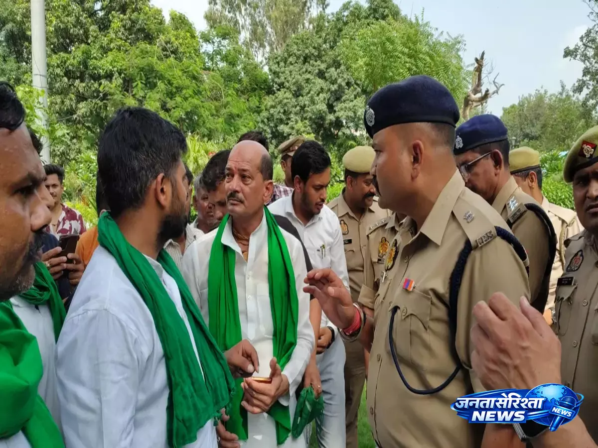 Farmers का प्रदर्शन तेज, पुलिस से निष्पक्ष कार्रवाई की मांग Farmers का प्रदर्शन तेज, पुलिस से निष्पक्ष कार्रवाई की मांग