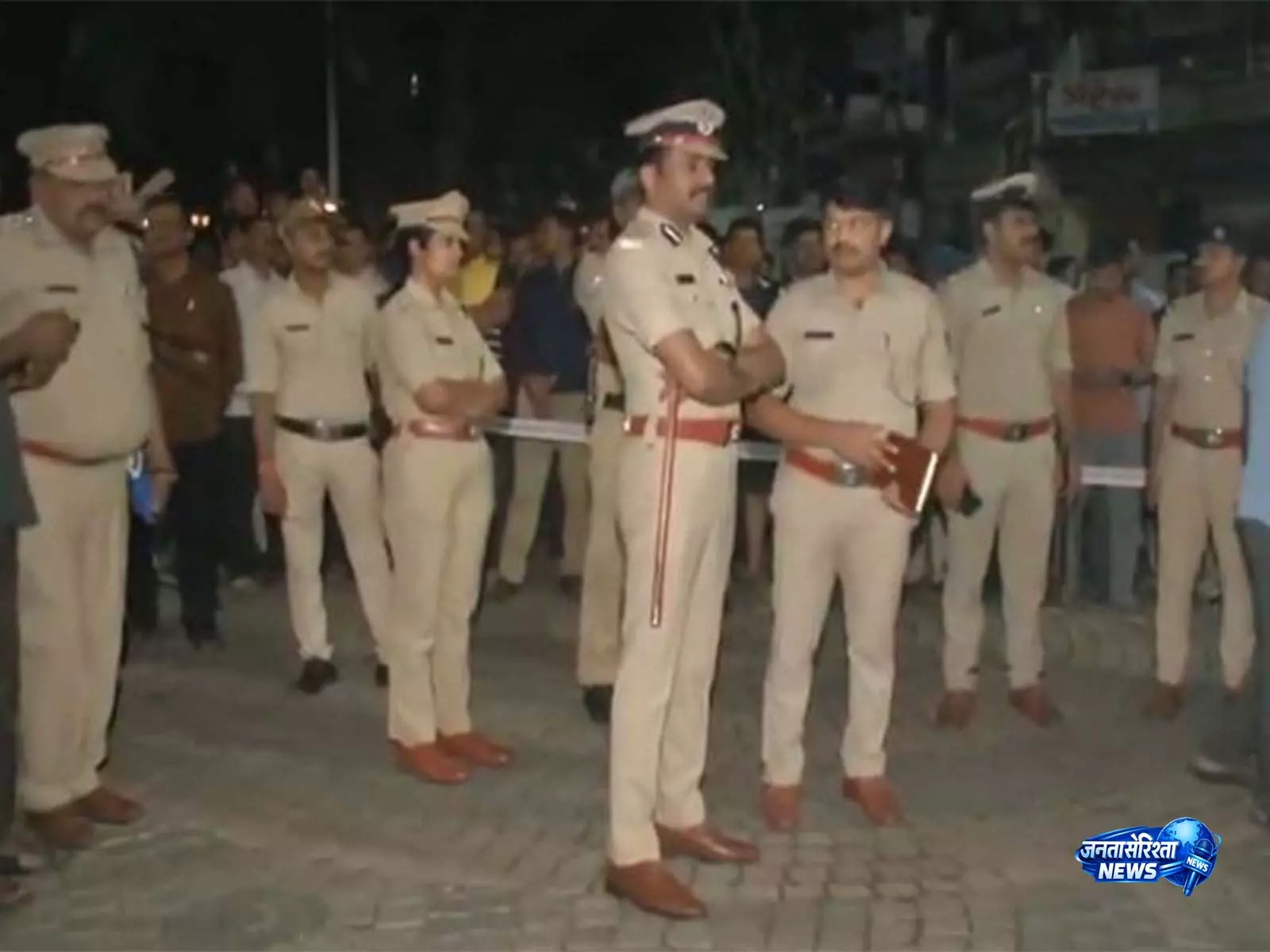 बिदादी टाउनशिप विवाद: Ramanagara में ज़मीन के सर्वे के दौरान हुई झड़प के बाद 2 FIR दर्ज की गईं बिदादी टाउनशिप विवाद: Ramanagara में ज़मीन के सर्वे के दौरान हुई झड़प के बाद 2 FIR दर्ज की गईं