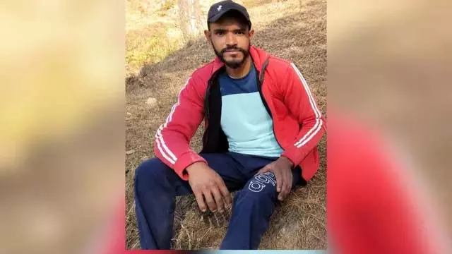 डीडीहाट हादसा या हत्या? जांच में जुटी पुलिस डीडीहाट हादसा या हत्या? जांच में जुटी पुलिस