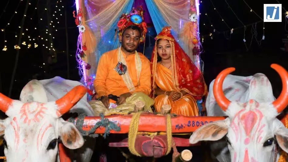 दहेज मुक्त शादी...बैलगाड़ी से निकली बारात, सोच से सबका दिल जीता दहेज मुक्त शादी...बैलगाड़ी से निकली बारात, सोच से सबका दिल जीता