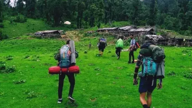 उत्तराखंड में ट्रेकिंग के लिए नया नियम जल्द उत्तराखंड में ट्रेकिंग के लिए नया नियम जल्द