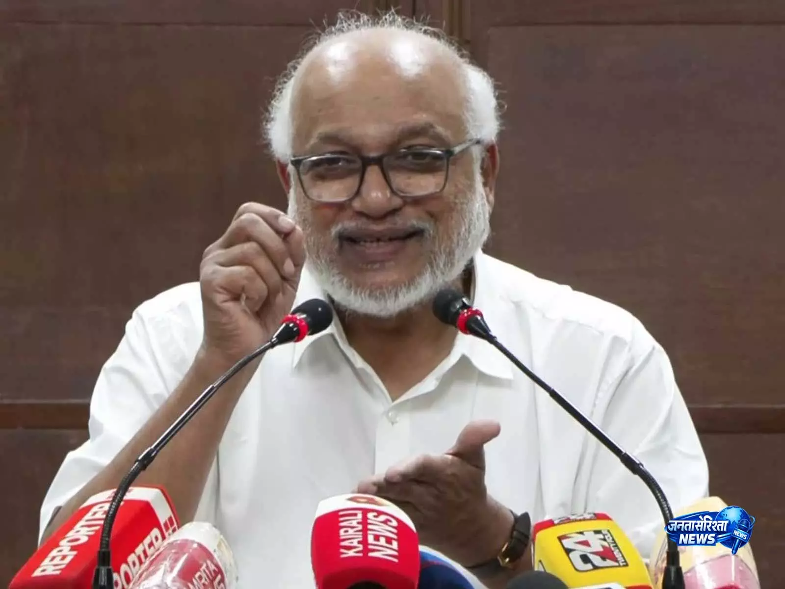 CPIM नेता एमए बेबी का UDF सरकार पर हमला, लगाया सॉफ्ट हिंदुत्व का आरोप CPIM नेता एमए बेबी का UDF सरकार पर हमला, लगाया सॉफ्ट हिंदुत्व का आरोप