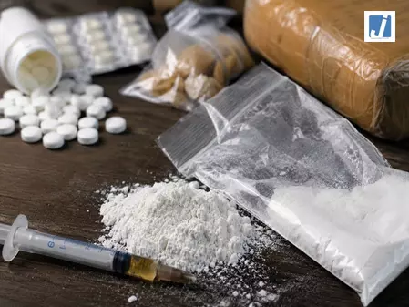 एमडी ड्रग्स लैब की खबरों का सीबीएन ने किया खंडन, कहा- केवल उपकरण हुए थे बरामद एमडी ड्रग्स लैब की खबरों का सीबीएन ने किया खंडन, कहा- केवल उपकरण हुए थे बरामद