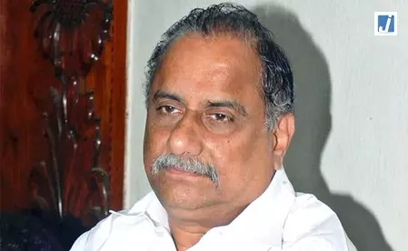 आंध्र प्रदेश के पूर्व मंत्री कापू नेता मुद्रगदा पद्मनाभम का निधन, जगन मोहन रेड्डी ने जताया दुख आंध्र प्रदेश के पूर्व मंत्री कापू नेता मुद्रगदा पद्मनाभम का निधन, जगन मोहन रेड्डी ने जताया दुख