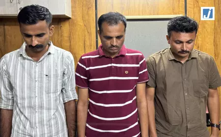 3 लाख की डील, 1 लाख लेते ही खत्म हुआ खेल... ACB ने दबोचे तीन पुलिसकर्मी