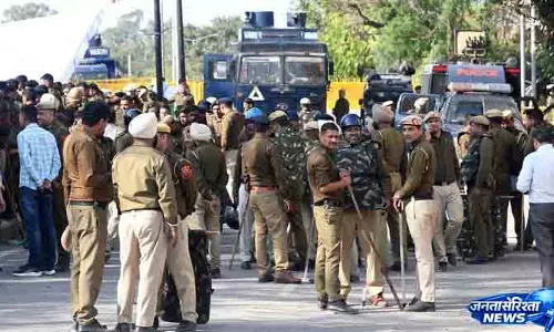 Gurugram में कांग्रेस कार्यकर्ताओं का हंगामा