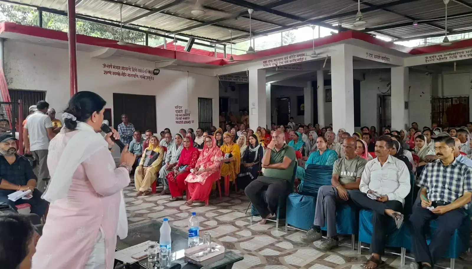 Dharamshala: विस्थापितों के पुनर्वास को प्राथमिकता दे रही सरकार : कमलेश ठाकुर Dharamshala: विस्थापितों के पुनर्वास को प्राथमिकता दे रही सरकार : कमलेश ठाकुर