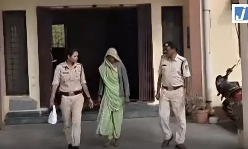 पत्नी बनी कातिल! 9 बच्चों की मां ने पति को उतारा मौत के घाट, ऐसे वारदात को दिया अंजाम पत्नी बनी कातिल! 9 बच्चों की मां ने पति को उतारा मौत के घाट, ऐसे वारदात को दिया अंजाम