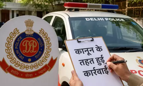 सोशल मीडिया पर लगाए गए आरोपों पर पुलिस की सफाई, कहा- कानून के तहत हुई कार्रवाई सोशल मीडिया पर लगाए गए आरोपों पर पुलिस की सफाई, कहा- कानून के तहत हुई कार्रवाई