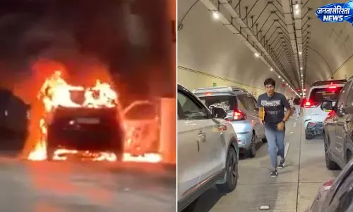 मुंबई कोस्टल रोड टनल में चलती कार में लगी आग, फायर ब्रिगेड और पुलिस ने संभाला मोर्चा मुंबई कोस्टल रोड टनल में चलती कार में लगी आग, फायर ब्रिगेड और पुलिस ने संभाला मोर्चा