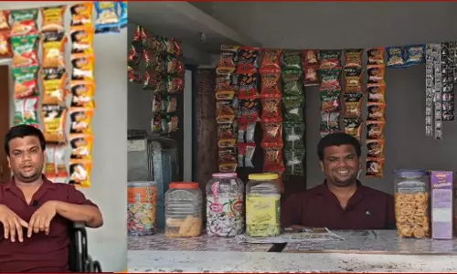 CM हेल्पलाइन बनी उम्मीद की नई राह, व्हीलचेयर मिलने से पटरी पर लौटी नूतन की जिंदगी CM हेल्पलाइन बनी उम्मीद की नई राह, व्हीलचेयर मिलने से पटरी पर लौटी नूतन की जिंदगी